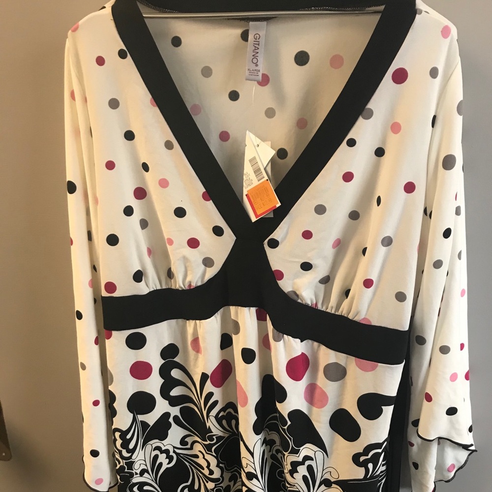 Women’s dress shirt